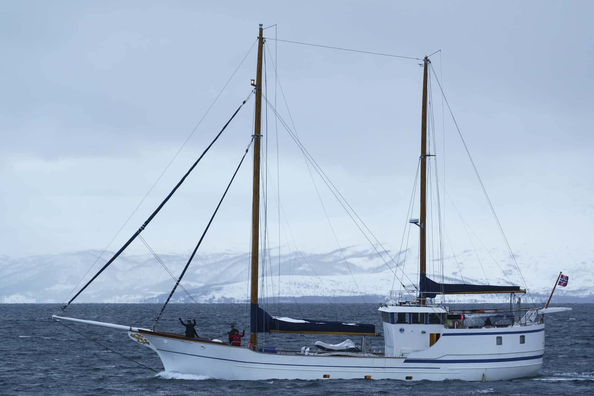 Arctic ski & sail on a classic yacht – Norwegian Adventure Company