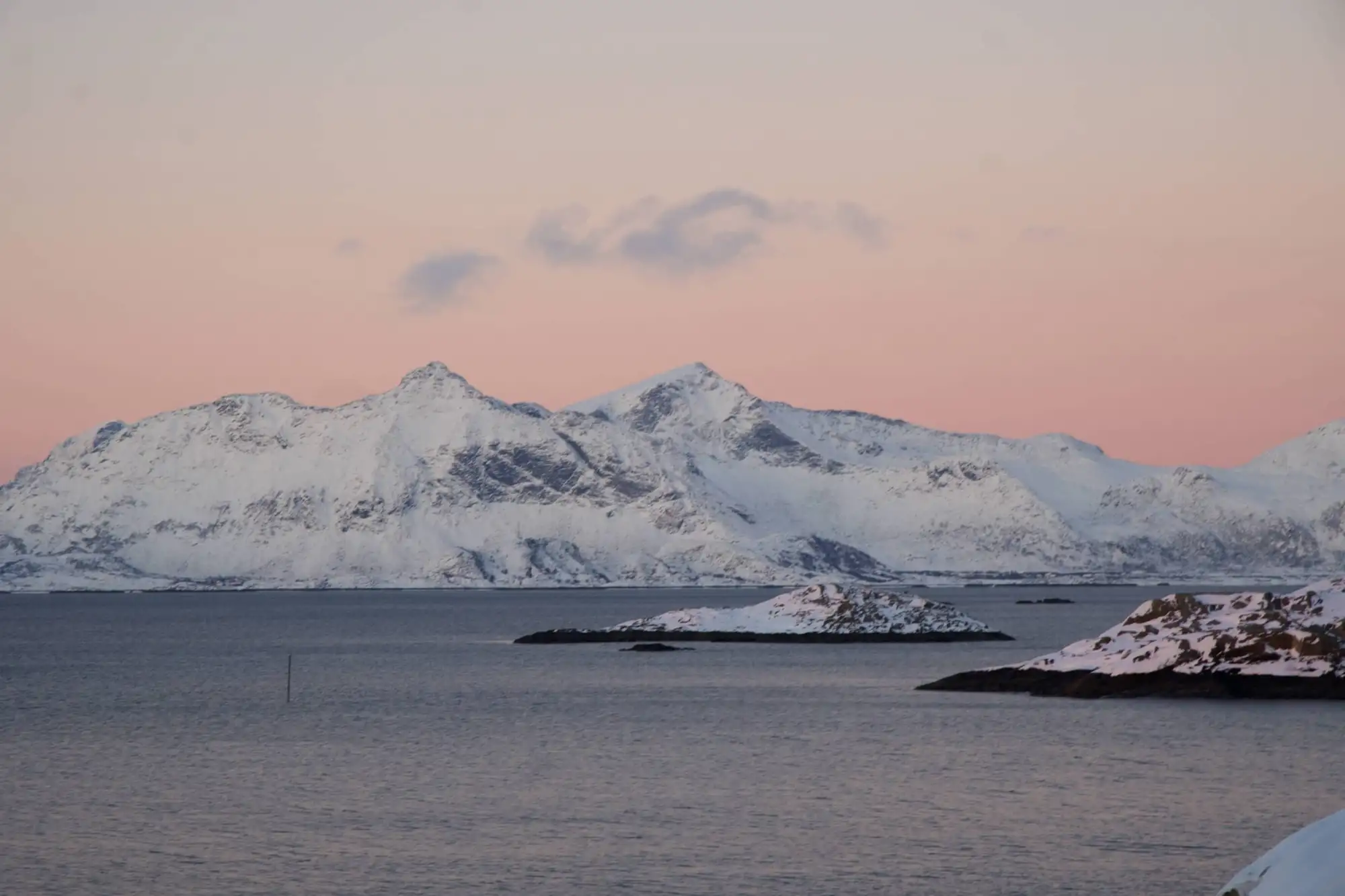 2021-11-30-Henningsvaer-DSC03255-norwegian-adventure-company.jpg – Norwegian Adventure Company