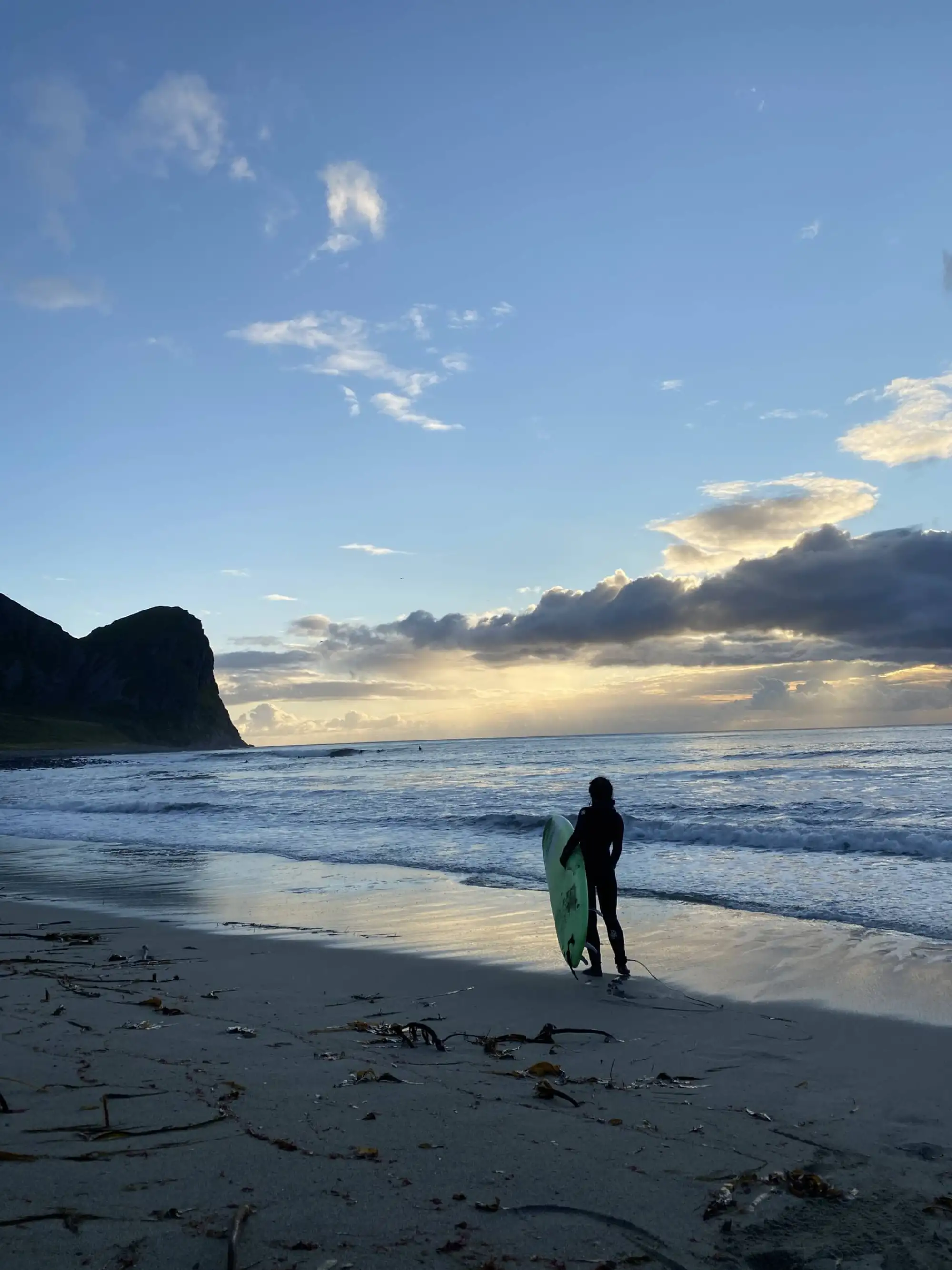 surf-surfing-24-08-2020-20-06-18-lofoten-norwegian-adventure-company.jpg – Norwegian Adventure Company