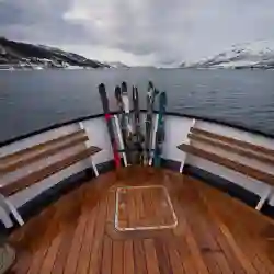 Arctic ski & sail on a classic yacht – Norwegian Adventure Company