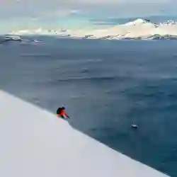 Arctic Ski & Sail auf der eigenen klassischen Yacht M/S Sjøveien – Norwegian Adventure Company