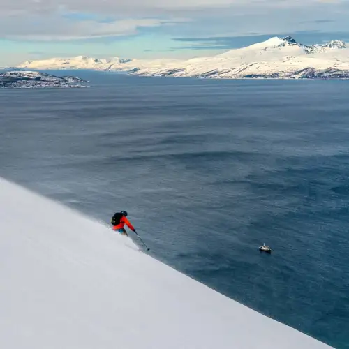 Arctic ski & sail on a classic yacht – Norwegian Adventure Company