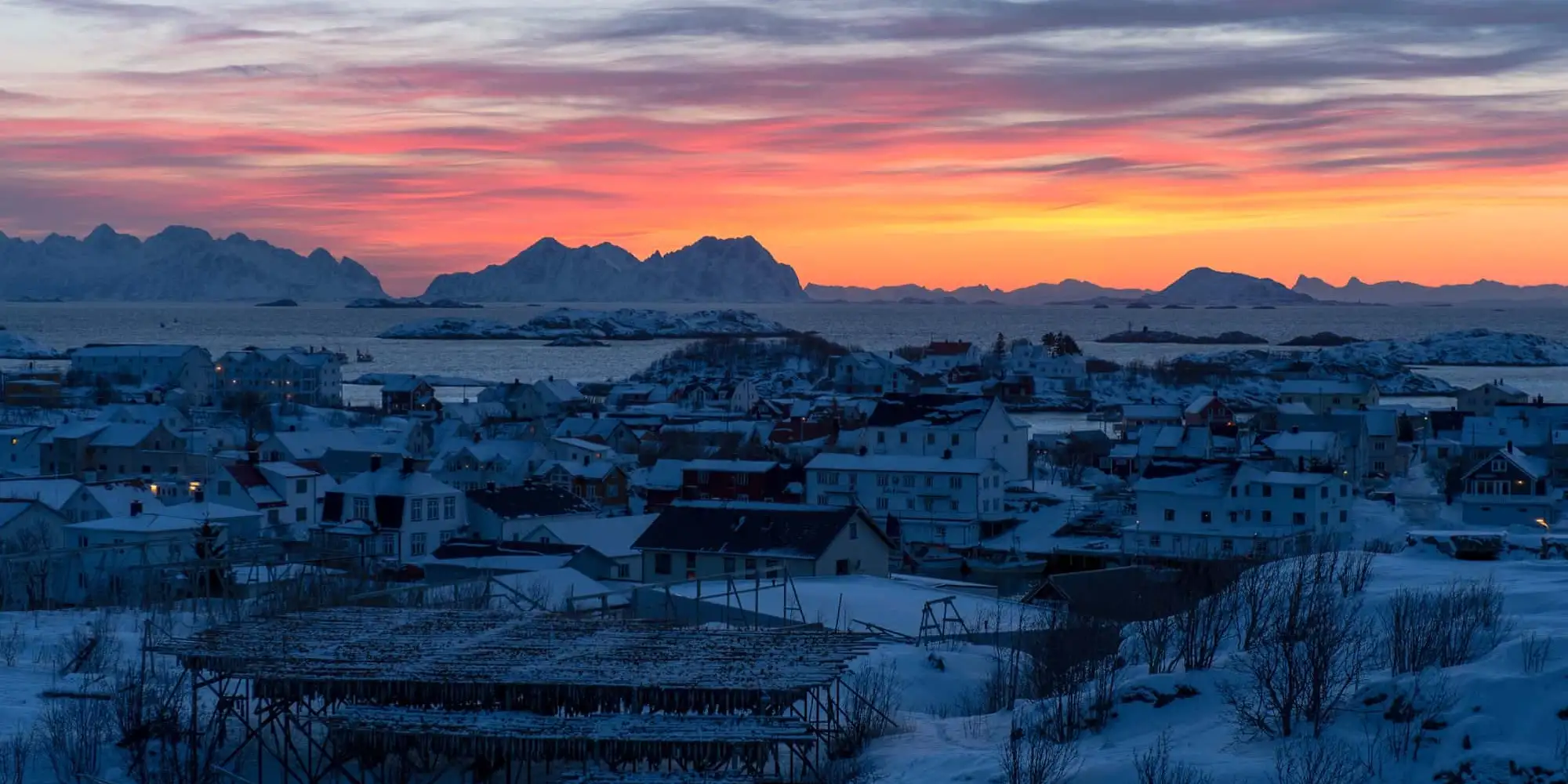 NAC tilbyr turer for nysgjerrige nybegynnere til erfarne skikjørere. Lofoten er drømmedestinasjon for mange, fra besteforeldregenerasjonen til friluftsinteressert ungdom. – Norwegian Adventure Company