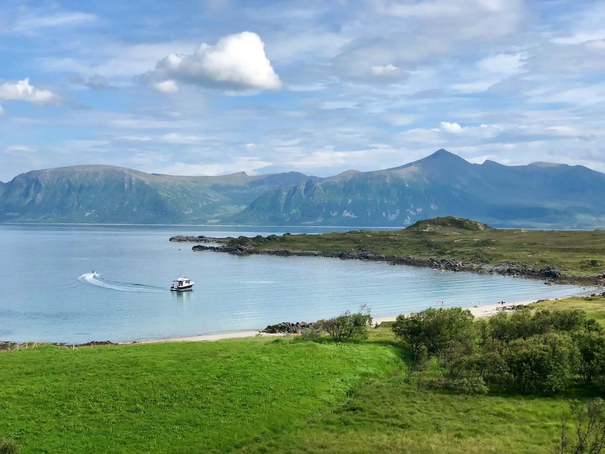 Perfekt for utflukter i Lofotens skjærgård – Norwegian Adventure Company