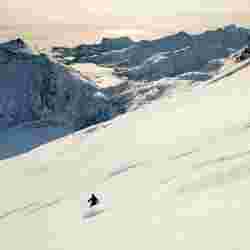 topptur-ski-touring-lofoten-henningsvaer-bris-bedriftsarrangement-guppetur-norway-accomodation-norwegian-adventure-company-02.jpg – Norwegian Adventure Company