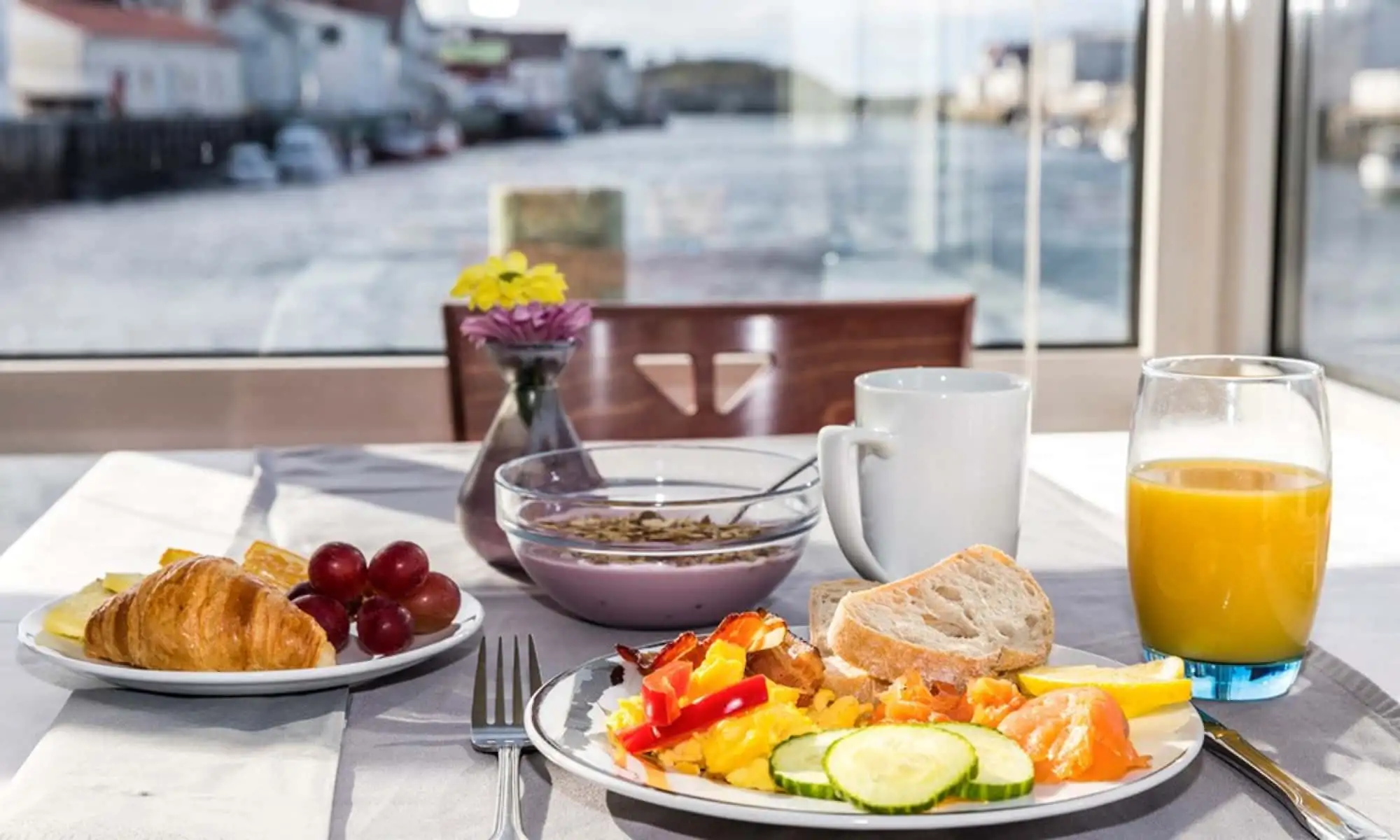Delicious breakfast included in the price. – Norwegian Adventure Company
