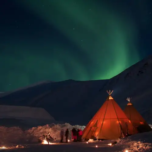 002947-marcela-cardenas-www-nordnorge-com-svalbard-norwegian-adventure-company.jpg – Norwegian Adventure Company