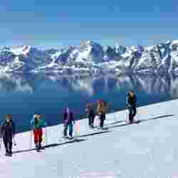 Topptur-Ski-Touring-Skiing-Lyngen-Northern-Lights-Northern-Norway-Norwegian-Adventure-Company-05.jpg – Norwegian Adventure Company