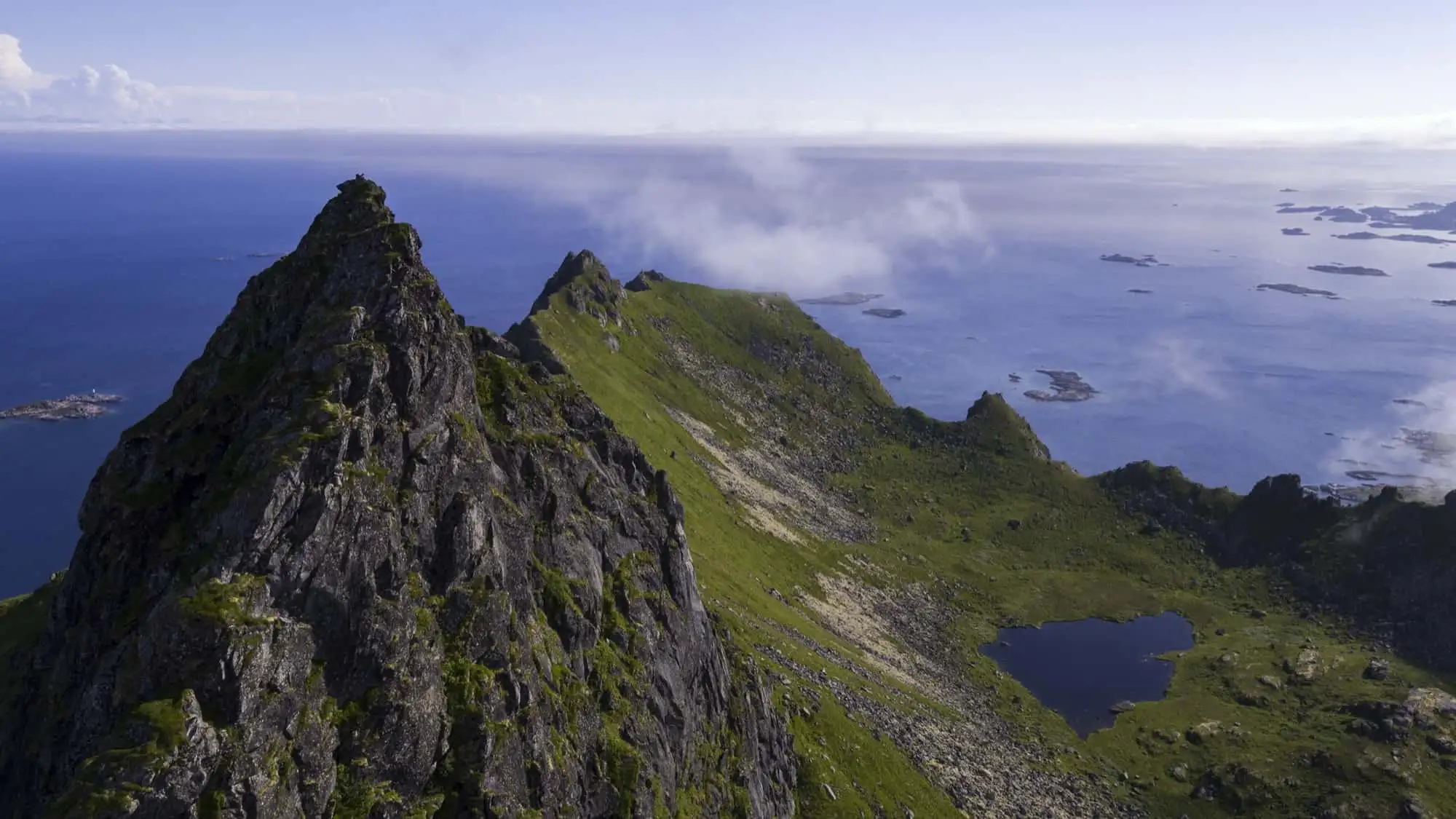 Midt i Lofoten – i sentrum av opplevelsene – Norwegian Adventure Company