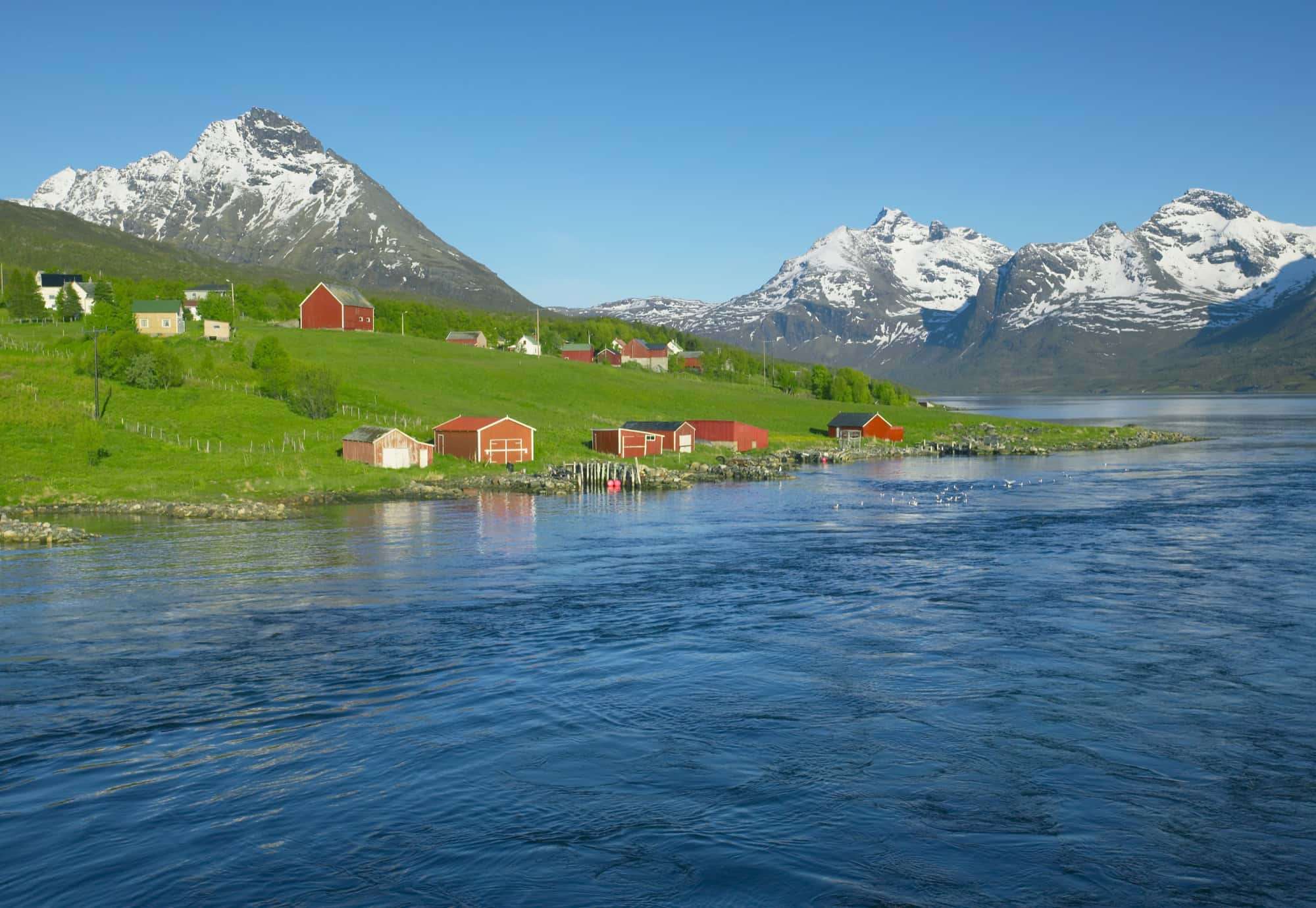 Nord-Europas gebirgste Insel – Norwegian Adventure Company