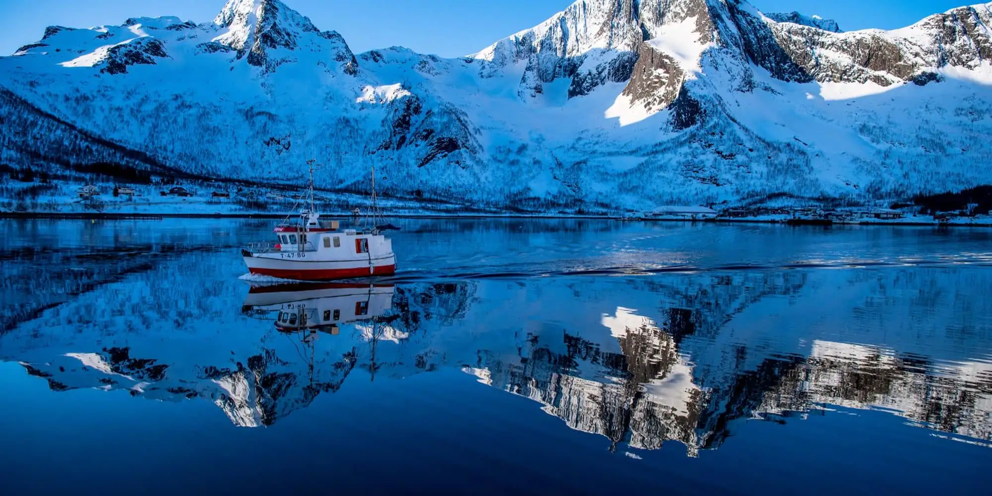 fjord-cruise-senja-northern-norway-norwegian-adventure-company-03.jpg – Norwegian Adventure Company