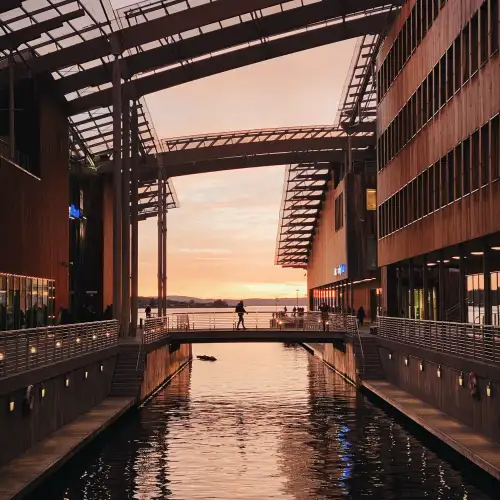 oslo-norway-phil-aicken-ry_ytiznj-m-unsplash-norwegian-adventure-company.jpg – Norwegian Adventure Company