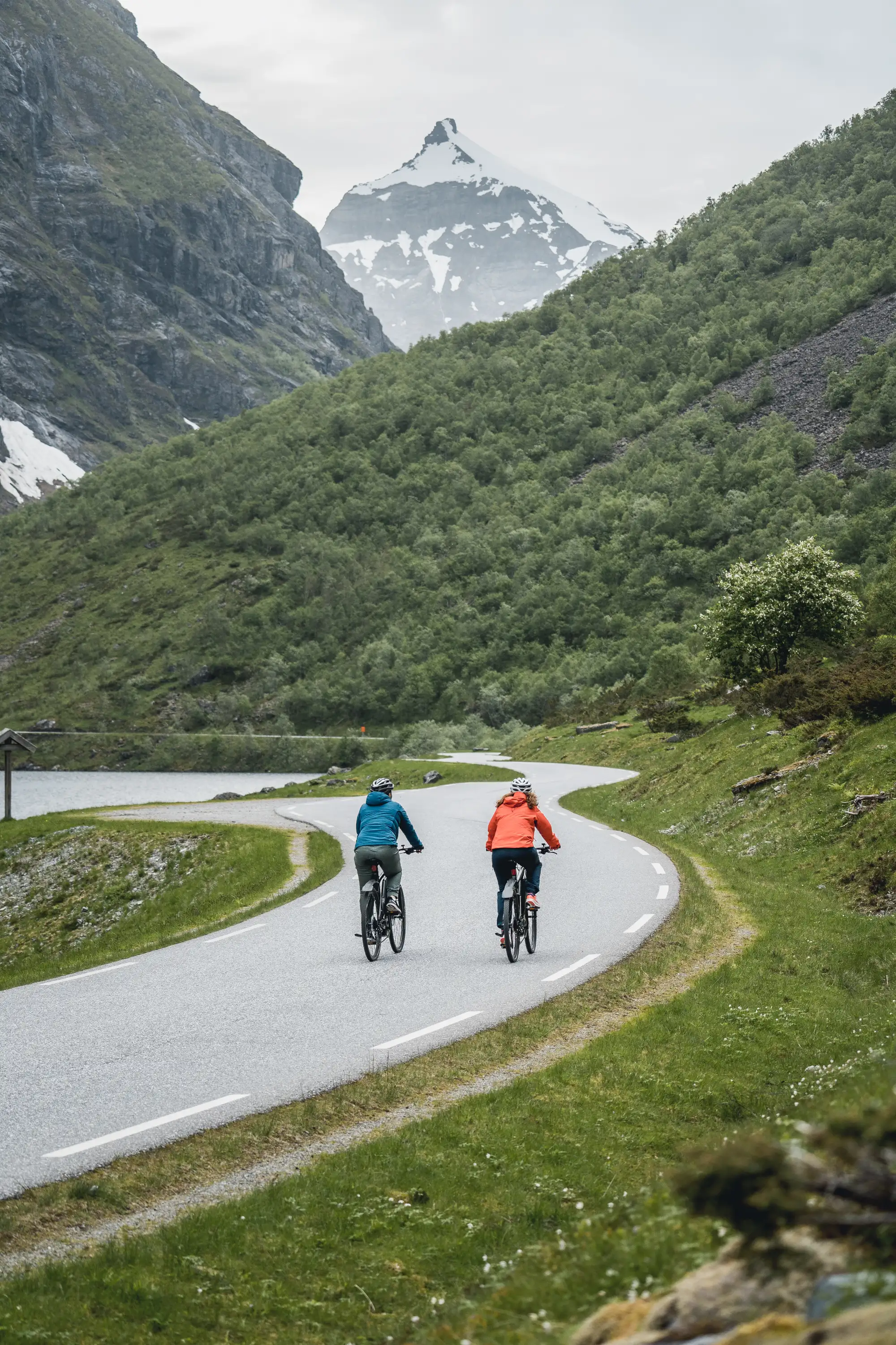 Visit Ålesund / Simon Sjøkvist – Norwegian Adventure Company