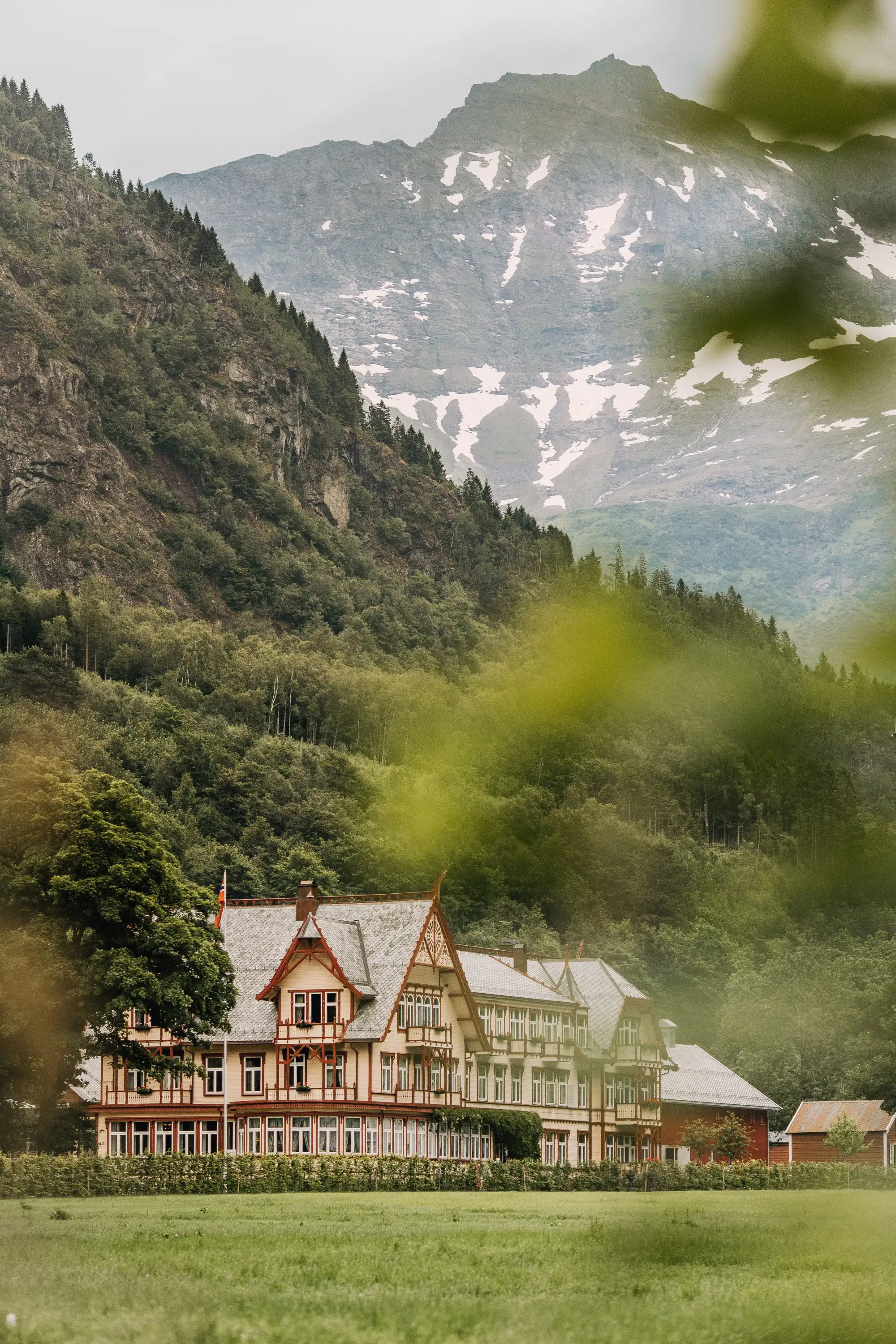 hotell-union-oye-sommer_maroy&klouda-27.jpg – Norwegian Adventure Company