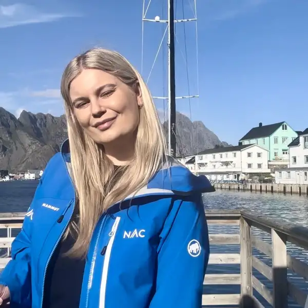 Marie Salthella Fagerhaug – Norwegian Adventure Company