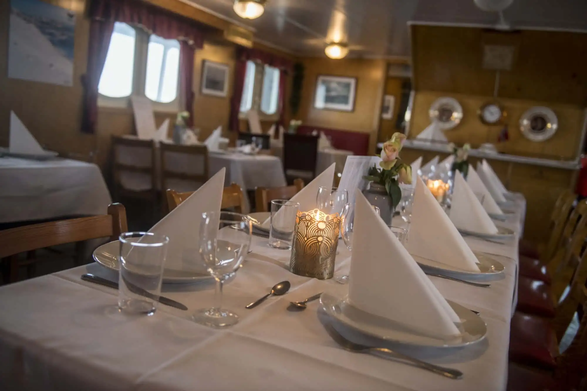 gamle-salten-opplevelsesuke-i-lofoten-henningsvaer-fjelltur-surfing-fiske-rib-safari-kultur-kulinarisk-norwegian-adventure-company-112.jpg – Norwegian Adventure Company