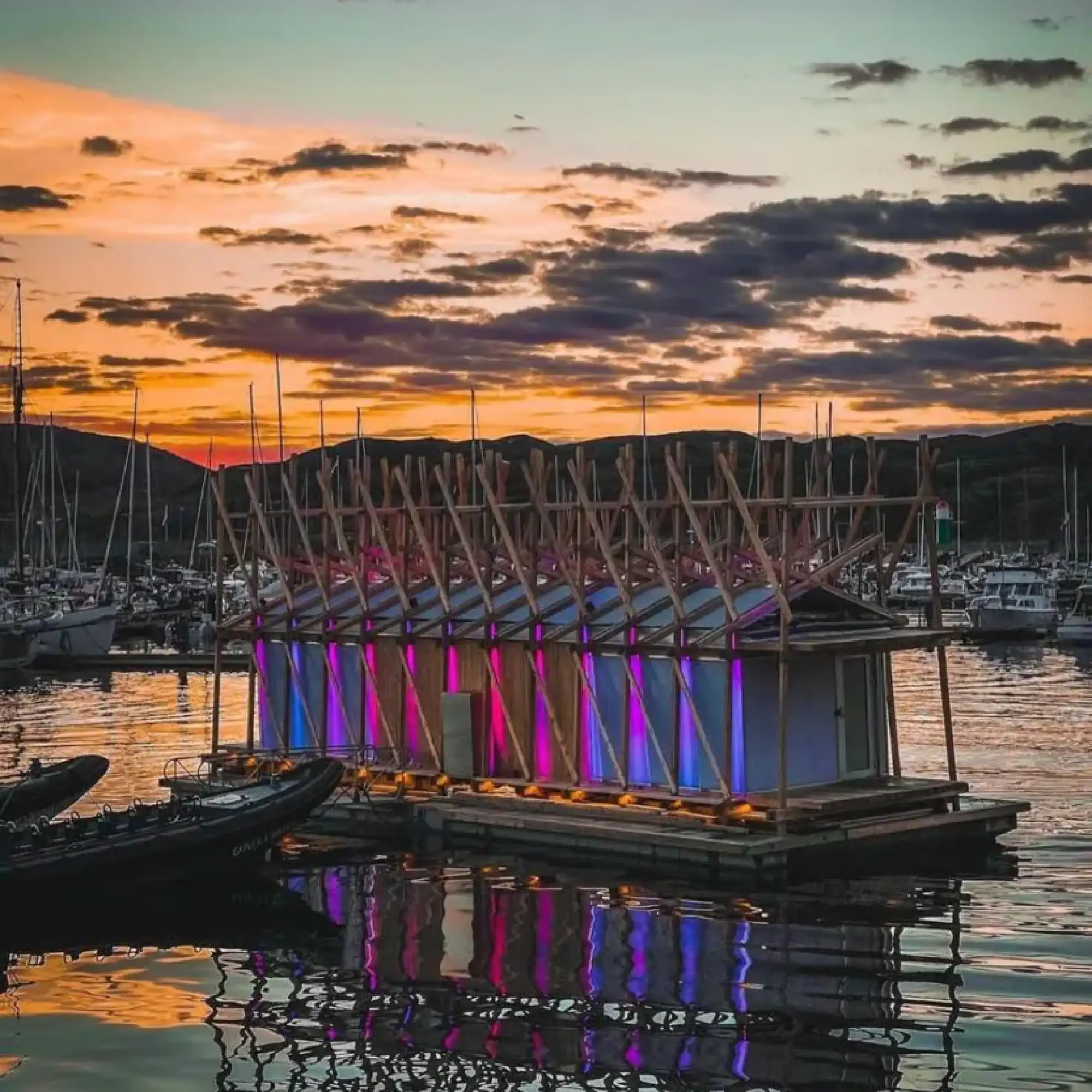 Jakten på Nordlyset – Norwegian Adventure Company