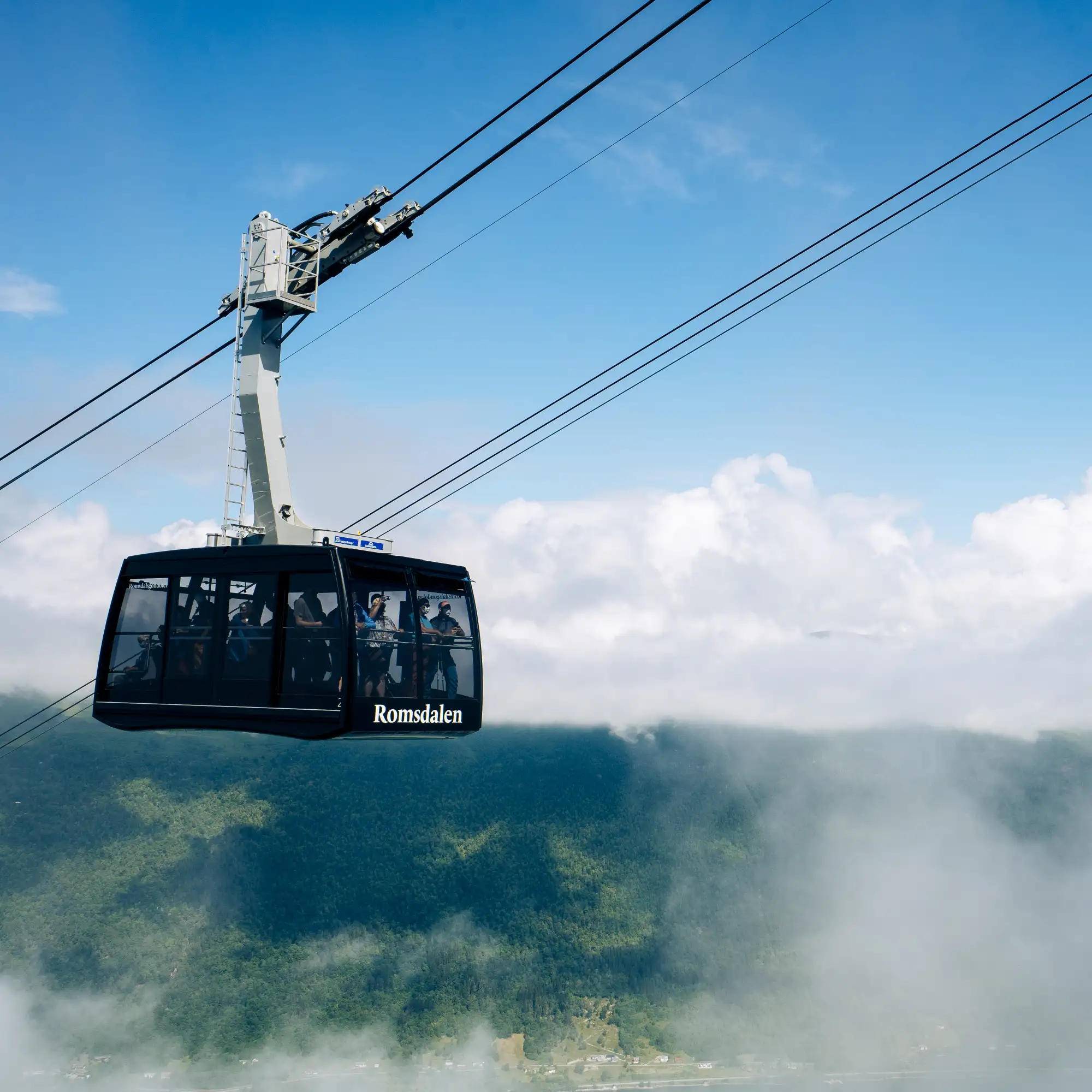 Visit Northwest / Eline Karlsdatter – Norwegian Adventure Company