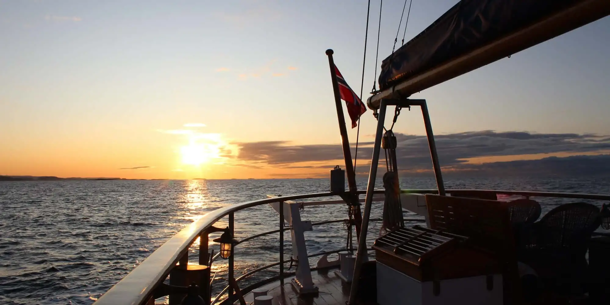 Arctic ski & sail on a classic yacht – Norwegian Adventure Company