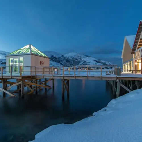 sommaroy-arctic-hotel-tromso-exterior-(1).jpg – Norwegian Adventure Company